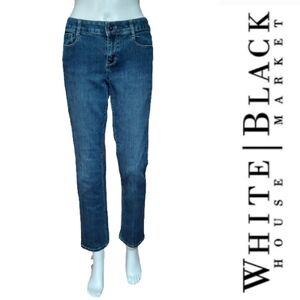 White House Black Market Blanc Slim Leg Jeans